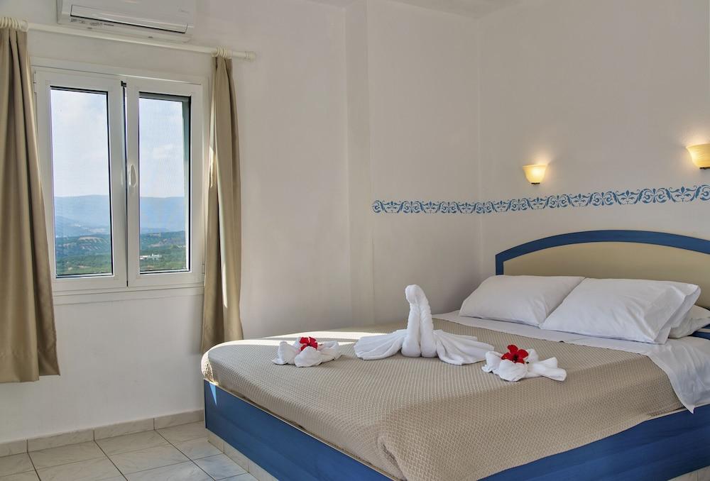 Castri Village Hotel パレカストロ エクステリア 写真