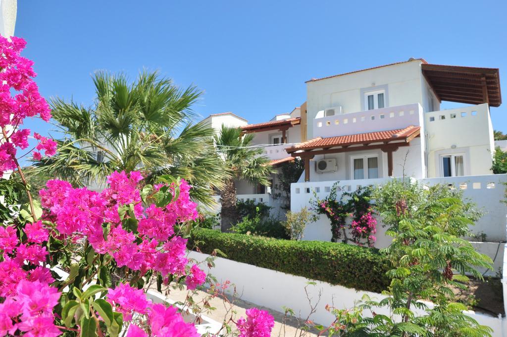 Castri Village Hotel パレカストロ エクステリア 写真