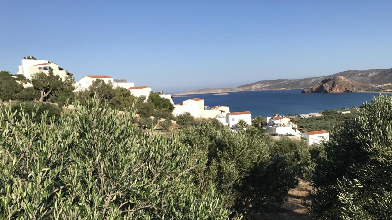 Castri Village Hotel パレカストロ エクステリア 写真