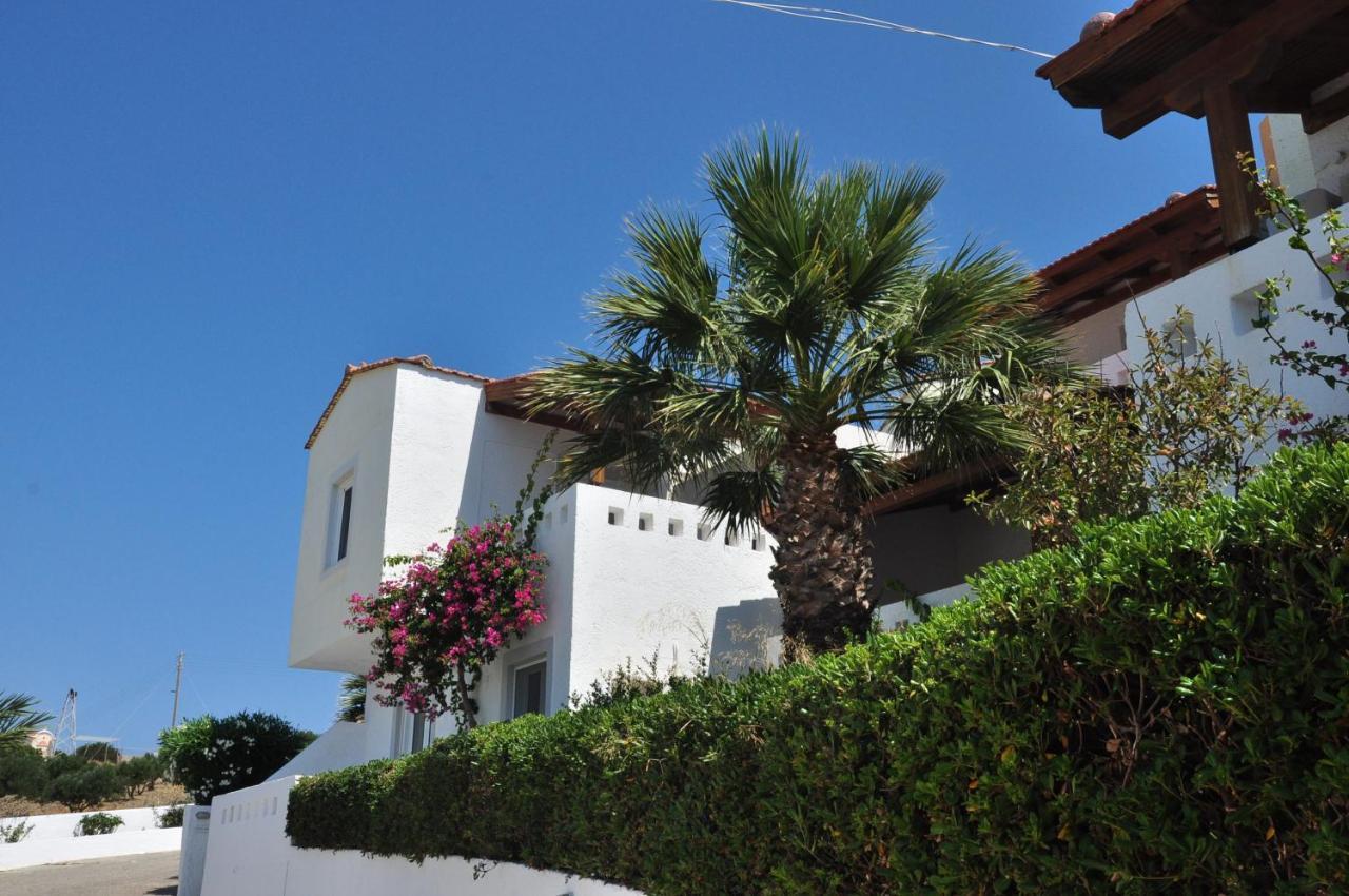 Castri Village Hotel パレカストロ エクステリア 写真