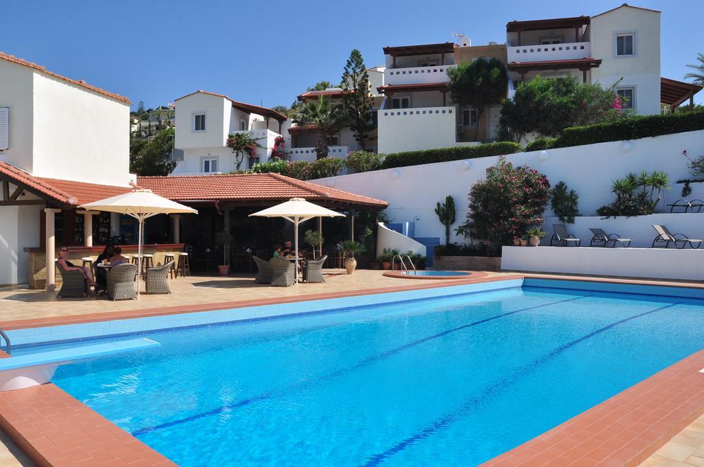 Castri Village Hotel パレカストロ エクステリア 写真