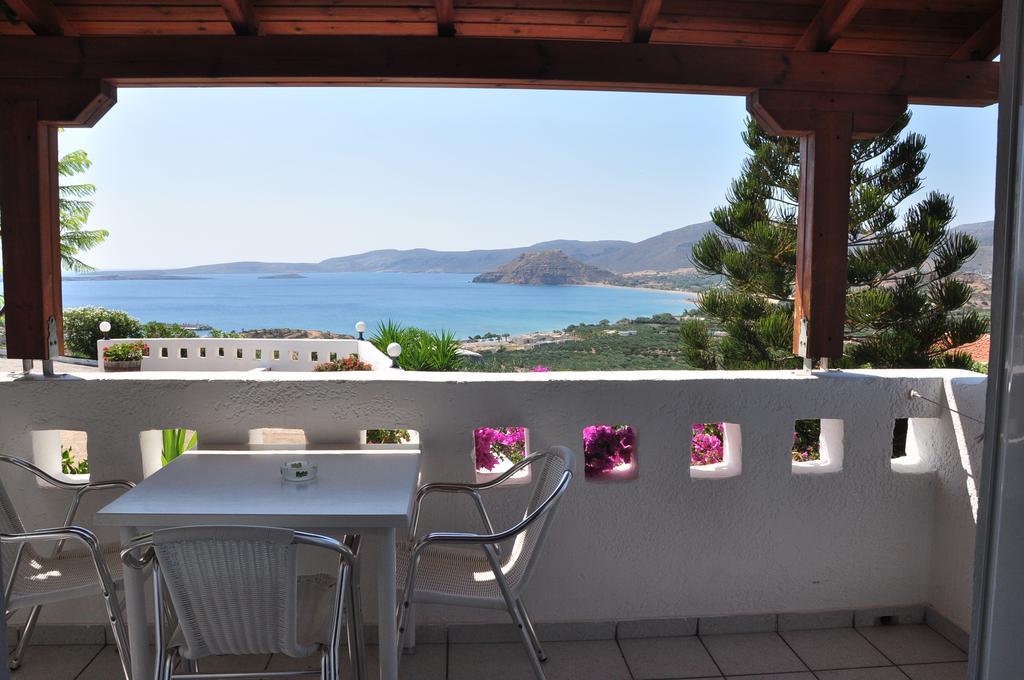 Castri Village Hotel パレカストロ エクステリア 写真