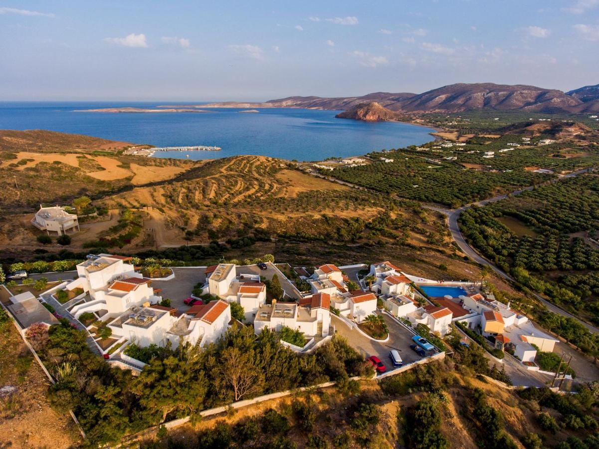 Castri Village Hotel パレカストロ エクステリア 写真